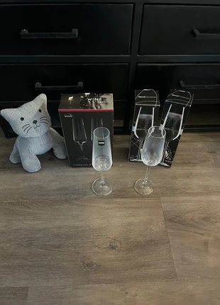 Champagne glazen te koop, merk: Gusta, staat: Nieuw zonder prijskaartje, € 2,99, € 3,84 inclusief Kopersbescherming