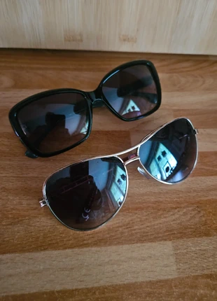 2x dames zonnebril, staat: Nieuw zonder prijskaartje, € 1,00, € 1,75 inclusief Kopersbescherming