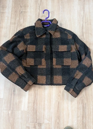 Veste Crop Top H&M Taille XS, marca: H&M, estado: Muito bom, tamanho: XS / 34 / 6, €12.00, €13.30 inclui Proteção do Comprador