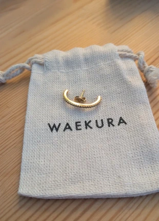 Monoboucle sertie de zirconium, Waekura, marke: Waekura, zustand: Neu, 25,00 €, 26,95 € inklusive Vinted-Käuferschutz