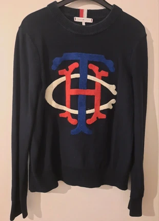 Pullover bleu marine Tommy Hilfiger, marke: Tommy Hilfiger, zustand: Sehr gut, größe: XS / 34 / 6, 15,00 €, 15,95 € inklusive Vinted-Käuferschutz