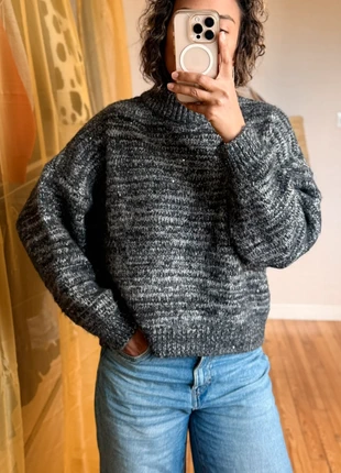 Pull chaud col montant gris et noir et lurex argent Vero moda, marque: Vero Moda, état: Très bon état, taille: S / 36 / 8, 10,00 €, 11,20 € Protection acheteurs (Pro) incluse