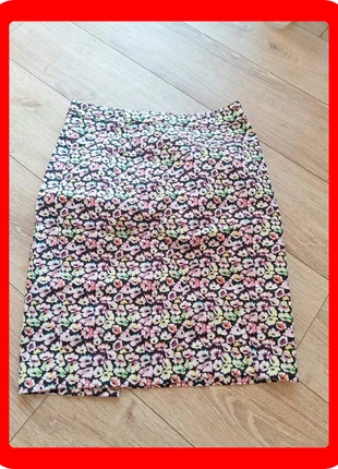 Jupe fleurie taille 38 colorée, condition: Very good, size: M / 38 / 10, €4.00, €4.90 includes Buyer Protection Pro