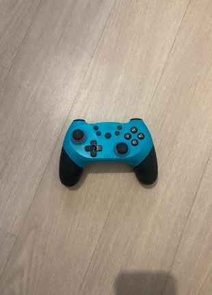 Manette Nintendo switch, brand: Nintendo, condition: Very good, €5.50, €6.48 includes Buyer Protection
