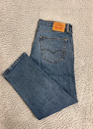Jean Levi’s 505 Vintage 00s bleu - Regular Fit - W36L29 (FR46), marque: Levi's, état: Très bon état, taille: W36 | FR 46, 29,99 €, 32,19 € Protection acheteurs (Pro) incluse