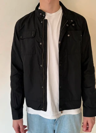 Veste Calvin Klein Jeans, marca: Calvin Klein, estado: Muito bom, tamanho: XL, €40.00, €42.70 inclui Proteção do Comprador