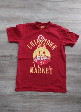 T-shirt Chinatown Market vintage rouge - Taille S, marque: Chinatown Market, état: Très bon état, taille: S, 4,00 €, 4,90 € Protection acheteurs incluse