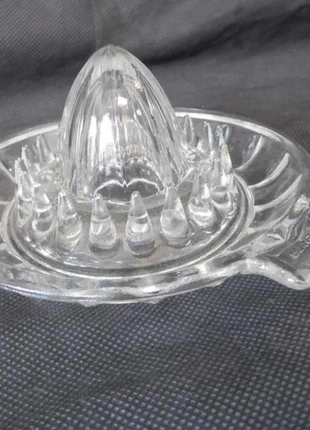 vintage French pressed glass lemon juicer / citron press / kitchenware, état: Très bon état, 9,00 €, 10,15 € Protection acheteurs (Pro) incluse