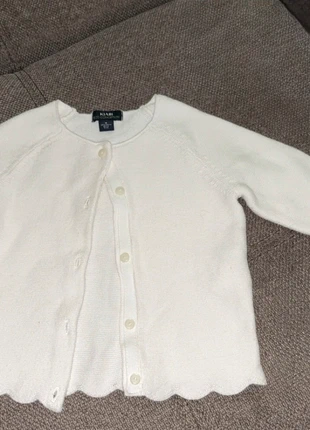 Gilet blanc 6/9 mois, marque: Kiabi, état: Très bon état, taille: 6-9 mois / 68 cm, 5,00 €, 5,95 € Protection acheteurs incluse