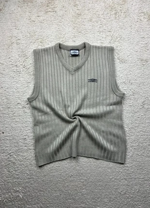 Pull sans manche Umbro vintage y2k gris logo brodé noir - XL homme, marque: Umbro, état: Très bon état, taille: XL, 39,90 €, 42,60 € Protection acheteurs incluse