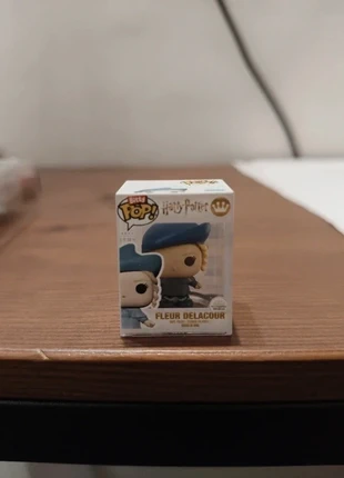 Bitty pop Fleur Delacour mistery 1/3 bittys mini Funko pop Harry Potter, merk: Funko, staat: Nieuw met prijskaartje, maat: Universeel, € 3,00, € 3,85 inclusief Kopersbescherming