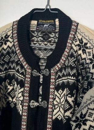 Pull norvégien noir et blanc, marque: Norvégien, état: Très bon état, taille: M / 38 / 10, 59,00 €, 62,65 € Protection acheteurs incluse