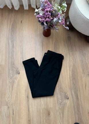 Pantalon neuf Chino Zara XL, marca: Zara, estado: Nuevo sin etiquetas, tamaño: XL, 18,00 €, 19,60 € Protección al comprador incluida