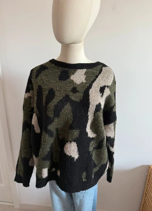 Pull Millenium TU, marque: Millenium, état: Très bon état, taille: Taille unique, 12,00 €, 13,30 € Protection acheteurs (Pro) incluse