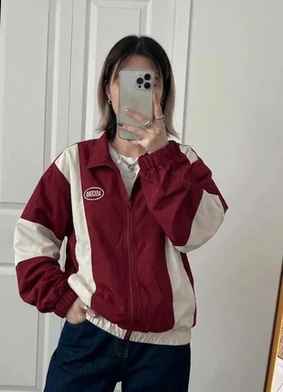 Veste zippée vintage 2000's femme Bordeaux et Crème Y2K, marque: NovaWave, état: Très bon état, taille: S / 36 / 8, 35,00 €, 37,45 € Protection acheteurs incluse