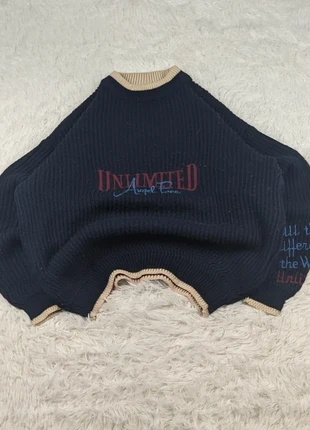 Unlimited Crewneck Vintage 90s Old Money Oversize Sweater Navy Beige, marque: Vintage Dressing, état: Très bon état, taille: Taille unique, 39,95 €, 42,65 € Protection acheteurs incluse