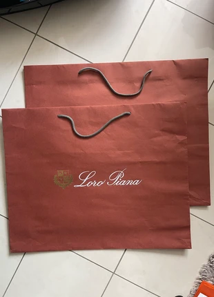 Sacs cadeaux Loro Piana, brand: Loro Piana, condizioni: Nuovo senza cartellino, €8.00, €9.10 include la Protezione acquisti