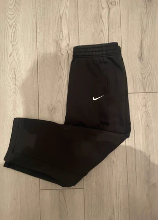 Jogging Nike Solo Swoosh, marque: Nike, état: Neuf avec étiquette, taille: XL, 20,00 €, 21,70 € Protection acheteurs incluse