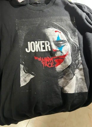 Felpa nera con stampa Joker, brand: Joker, condizioni: Ottime, taglia: L, €15.00, €16.45 include la Protezione acquisti