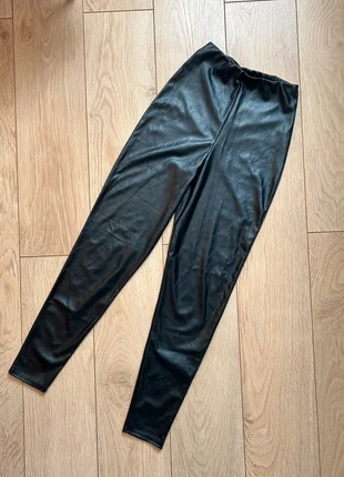 Pantalon skinny pour femme de la marque PrettyLittleThing, taille S, marke: PrettyLittleThing, zustand: Sehr gut, größe: S / 36 / 8, 12,00 €, 13,30 € inklusive Vinted-Käuferschutz
