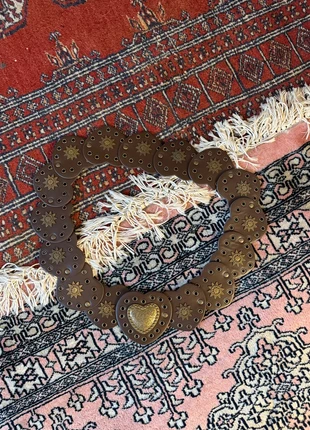 Leuke riem, merk: nobrand, staat: Heel goed, maat: 100 cm, € 5,00, € 5,95 inclusief Kopersbescherming