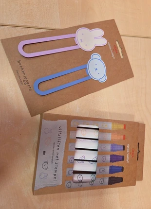 Boekenlegger en vilstiften nijntje nieuw, marque: Miffy, état: Neuf avec étiquette, 12,00 €, 13,30 € Protection acheteurs incluse