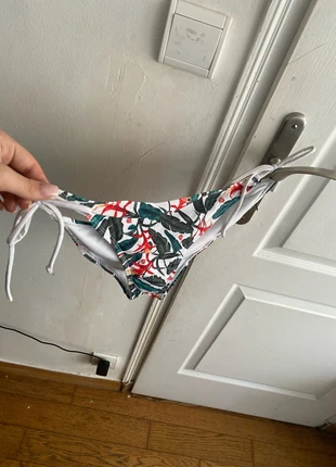 Maillot de bain vert deux pièce, marque: Freegun, état: Bon état, taille: XL / 42 / 14, 2,00 €, 2,80 € Protection acheteurs incluse