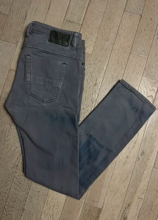 Jean Diesel Industry /coupe slim /coloris gris délavé – taille W30, marque: Diesel, état: Très bon état, taille: M, 13,00 €, 14,35 € Protection acheteurs incluse