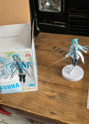 Figurine asuna sword art online, marque: FuRyu, état: Bon état, taille: Taille unique, 15,00 €, 16,45 € Protection acheteurs incluse