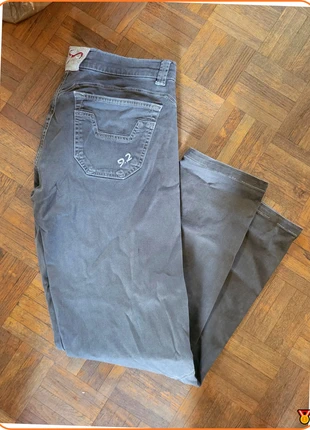 Magnifique jean 9.2. Taille W34 Ref 17IT411, marke: 9.2 by Carlo Chionna, zustand: Sehr gut, größe: XL, 5,10 €, 6,06 € inklusive Vinted-Käuferschutz