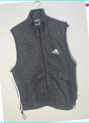 polaire sans manche adidas vintage L, merk: adidas, staat: Heel goed, maat: L, € 20,00, € 21,70 inclusief Kopersbescherming