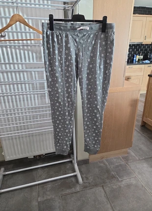 Pyjamabroek sterren, marque: flame, état: Neuf sans étiquette, taille: L / 40 / 12, 1,20 €, 1,96 € Protection acheteurs incluse