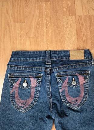 Jean True Religion 28, merk: True Religion, staat: Heel goed, maat: M / 38 / 10, € 49,00, € 52,15 inclusief Kopersbescherming Pro
