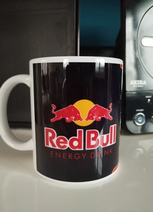 Red bull, marque: Red Bull, état: Neuf sans étiquette, 8,00 €, 9,10 € Protection acheteurs incluse