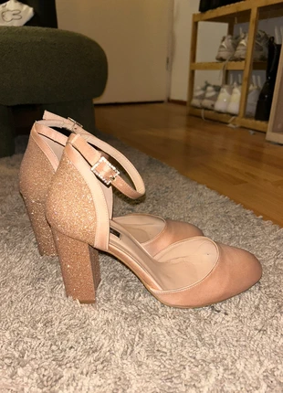 Showcase klassieke pump glitter, marque: Showcase, état: Très bon état, taille: 39, 15,00 €, 16,45 € Protection acheteurs incluse