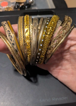 Vintage stack bangle bracelet lot, condition: Good, $8.00, $9.10 includes Buyer Protection