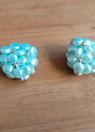 Boucles d’oreilles vintage à clip – perles bleues nacrées, zustand: Sehr gut, 2,50 €, 3,33 € inklusive Vinted-Käuferschutz