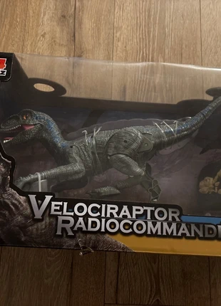 Velociraptor radiocommandé, marke: Demo, zustand: Neu, mit Etikett, größe: 6 Jahre / 116, 35,00 €, 37,45 € inklusive Vinted-Käuferschutz
