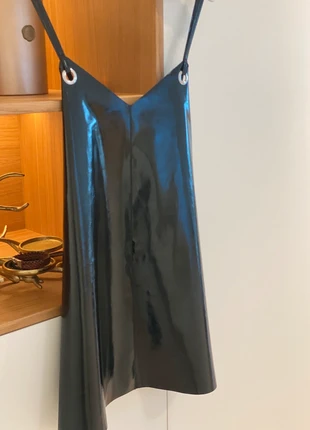 Lak jurkje, marque: geen idee, état: Très bon état, taille: M / 38 / 10, 15,00 €, 16,45 € Protection acheteurs incluse