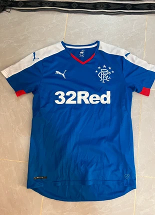 maillot de football rangers taille M, marque: Puma, état: Très bon état, taille: M, 12,00 €, 13,30 € Protection acheteurs incluse