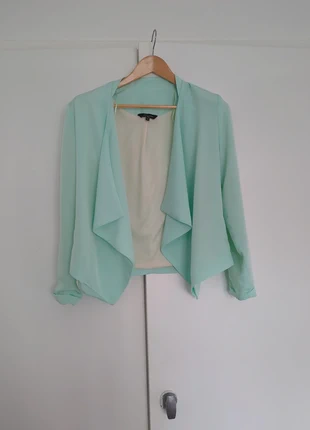 Veste verte new look, marque: New Look, état: Très bon état, taille: L / 40 / 12, 5,00 €, 5,95 € Protection acheteurs incluse