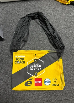 15x team Jumbo Visma musette, merk: MUSETTE, staat: Nieuw zonder prijskaartje, € 7,50, € 8,58 inclusief Kopersbescherming Pro
