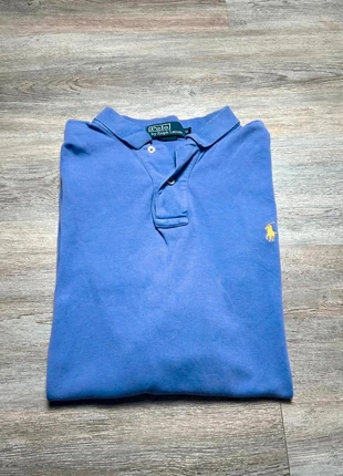 Polo manche courte Ralph Lauren couleur violet logo jaune tailler en bon état, marke: Ralph Lauren, zustand: Gut, größe: M, 10,00 €, 11,20 € beinhaltet Vinted-Käuferschutz Pro