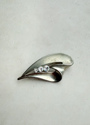 Vintage elegante broche met strass, merk: Vintage Chic, staat: Goed, € 3,95, € 4,85 inclusief Kopersbescherming