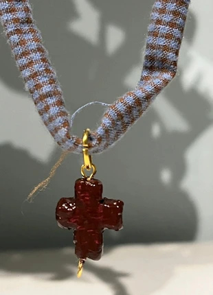 Collar cruz burdeos con cuerda cuadritos, marque: Cosas de Marta, état: Neuf avec étiquette, 9,50 €, 10,68 € Protection acheteurs incluse