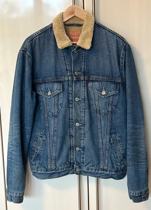 Levi’s Type 3 Sherpa Trucker Jacket, brand: Levi's, condition: Very good, size: L, £49.10, £52.26 includes Buyer Protection Pro