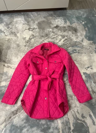 Casaco rosa, brand: Made In Italy, condizioni: Ottime, taglia: S / IT 40 / EU 36, €10.00, €11.20 include la Protezione acquisti