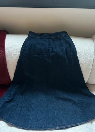 Jupe en jean, marke: H&M Edition, zustand: Neu, größe: XS / 34 / 6, 10,00 €, 11,20 € inklusive Vinted-Käuferschutz