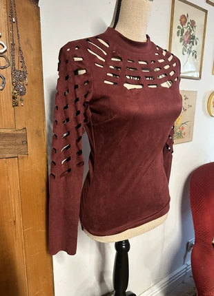 Top en suédine bordeaux dévoré taille 38 hippie vintage, marke: Vintage Dressing, zustand: Sehr gut, größe: M / 38 / 10, 12,00 €, 13,30 € beinhaltet Vinted-Käuferschutz Pro