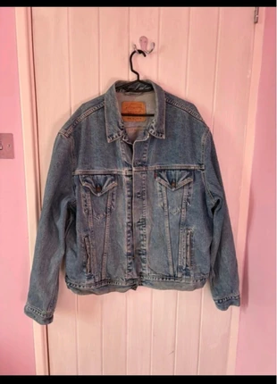 Levi denim jacket, brand: Levi Strauss & Co., condition: Good, size: XL, £35.00, £37.45 includes Buyer Protection
